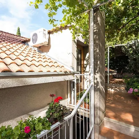 Apartman Sr - Two-bedroom With Balcony And Sea View
