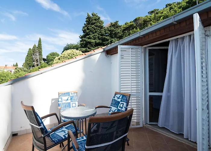 Sr - Two-bedroom With Balcony And Sea View Dubrovník