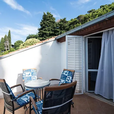 Sr - Two-bedroom With Balcony And Sea View Dubrovník